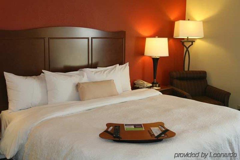 Hampton Inn Mansfield/Ontario Стая снимка