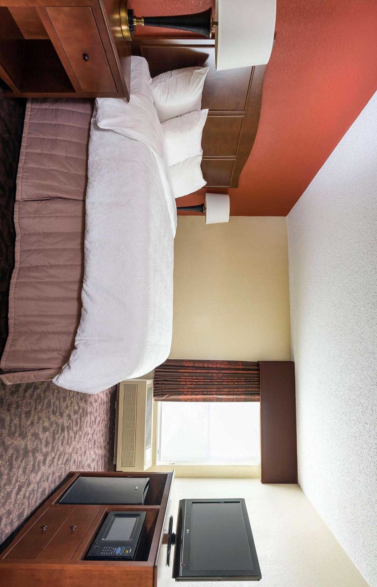 Hampton Inn Mansfield/Ontario Екстериор снимка