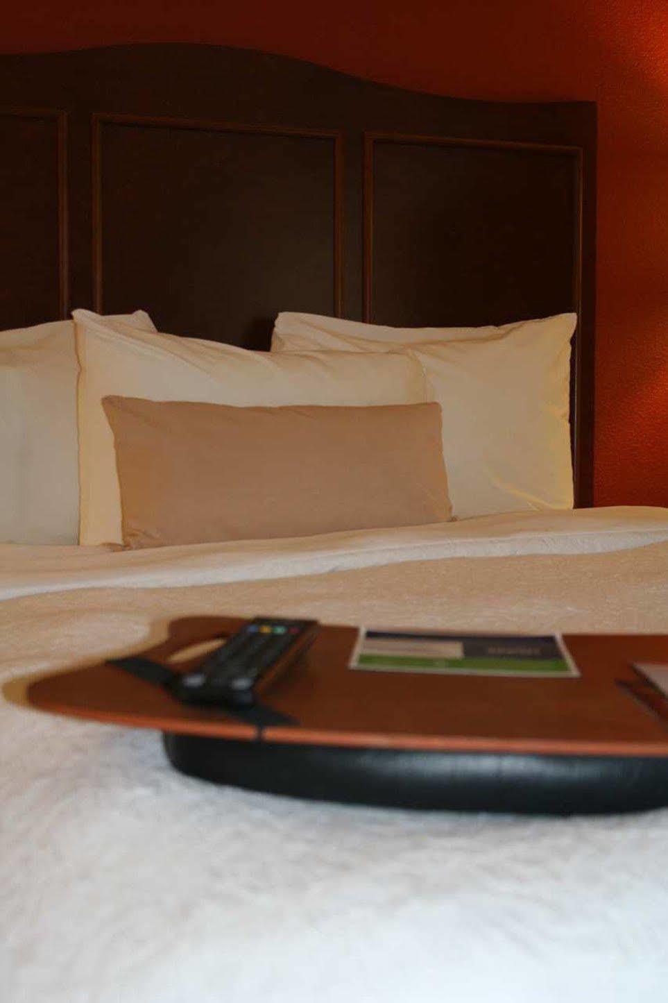 Hampton Inn Mansfield/Ontario Екстериор снимка