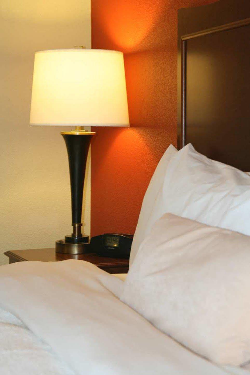 Hampton Inn Mansfield/Ontario Екстериор снимка
